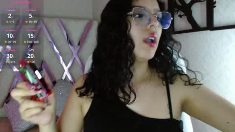 Snapshot of aurora_brown chatting on 02.08.25 Aurora online show from 02.08.25