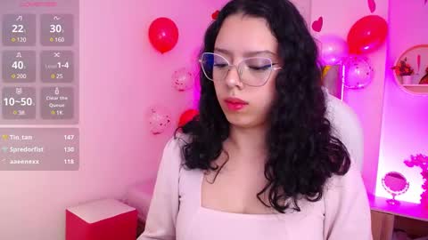 Snapshot of aurora_brown chatting on 02.09.25 Aurora online show from 02.09.25