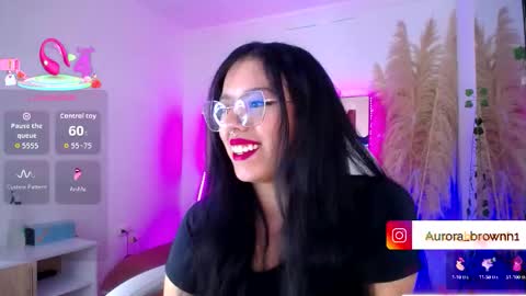 Snapshot of aurora_brown chatting on 10.16.25 Aurora online show from 10.16.25