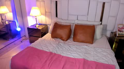 Aurora Cold online show from 02.05.25