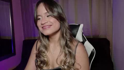 aurora_collins08 online show from 11.12.25