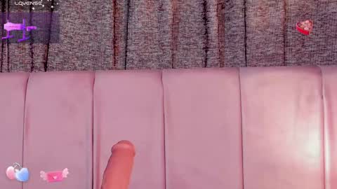 Snapshot of aurora_divine chatting on 01.27.25 aurora_divine online show from 01.27.25