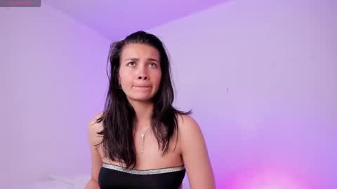 Snapshot of aurora_divine chatting on 04.25.26 aurora_divine online show from 04.25.26