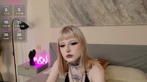Snapshot of aurora_radiance chatting on 07.02.26 Serena online show from 07.02.26