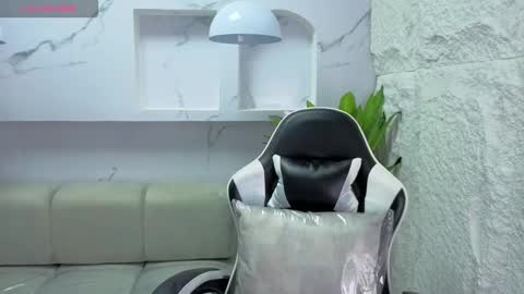 Snapshot of aurora_tp chatting on 02.10.26 AURORA online show from 02.10.26