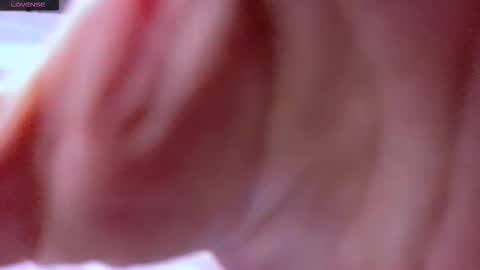 Aurora  Follow me online show from 12.13.25