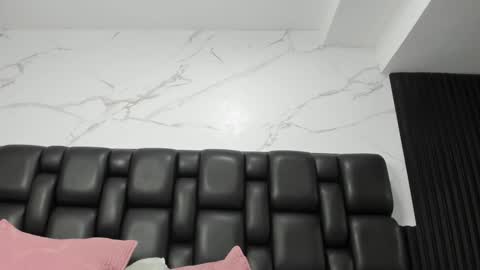 Aurora online show from 12.21.24