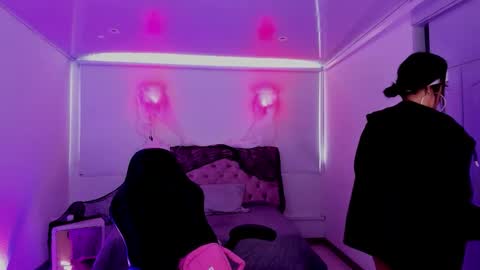 Aurora Diaz online show from 11.03.25