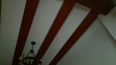 Snapshot of aurorasiera chatting on 12.15.24 Aurora online show from 12.15.24