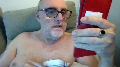Snapshot of aussie_ozzie chatting on 07.11.26 aussie_ozzie online show from 07.11.26