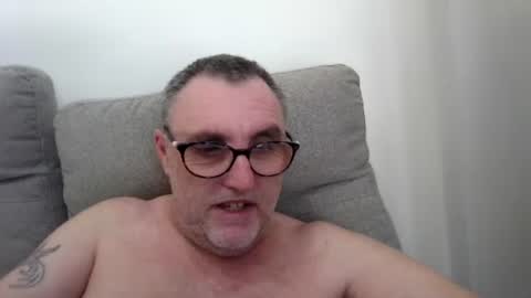 Snapshot of aussie_ozzie chatting on 08.02.26 aussie_ozzie online show from 08.02.26
