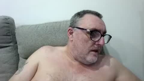 Snapshot of aussie_ozzie chatting on 08.03.26 aussie_ozzie online show from 08.03.26