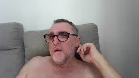 Snapshot of aussie_ozzie chatting on 08.06.26 aussie_ozzie online show from 08.06.26