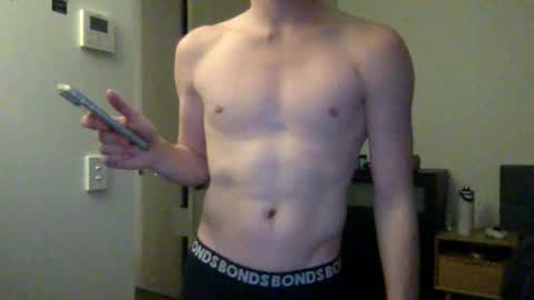aussieblondetwink online show from 04.24.26