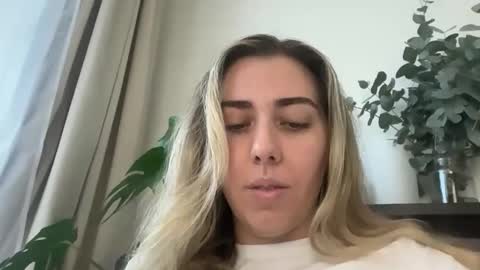 aussielulu online show from 05.11.26