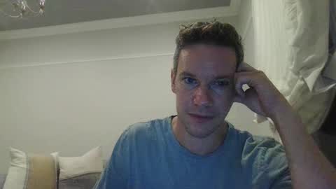 aussiesurfer0000 online show from 02.04.25