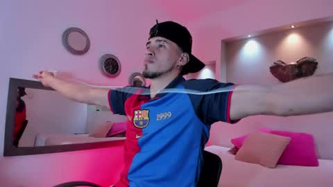 Snapshot of austin_collinss chatting on 02.25.25 AUSTIN online show from 02.25.25