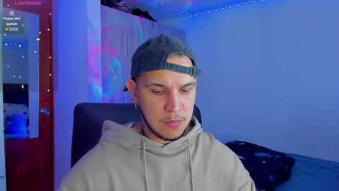 A online show from 09.30.25