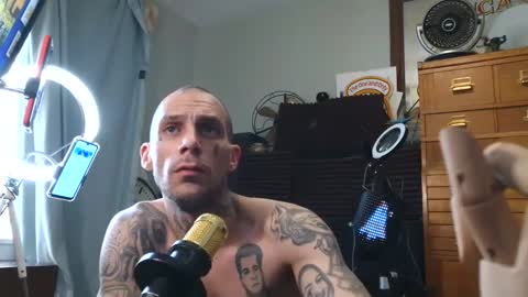 Austin is King online show from 09.22.25