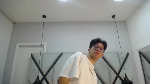 austinreeds online show from 11.26.25