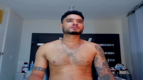 AustinTorres  online show from 01.09.25