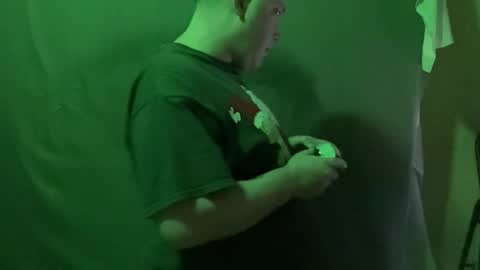 Snapshot of auz1812 chatting on 11.12.25 Auz online show from 11.12.25