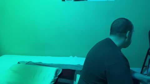 Snapshot of auz1812 chatting on 11.13.25 Auz online show from 11.13.25