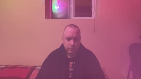 Snapshot of auz1812 chatting on 04.01.26 Auz online show from 04.01.26