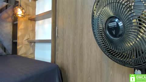 Snapshot of ava_bonny chatting on 09.21.25 ava_bonny online show from 09.21.25