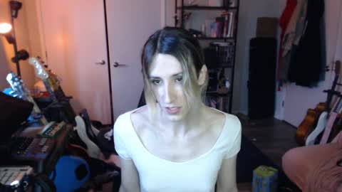 Snapshot of ava_reinhart_999 chatting on 05.09.26 Ava online show from 05.09.26