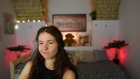 Snapshot of ava_taylor18 chatting on 02.19.25 ava taylor18 online show from 02.19.25