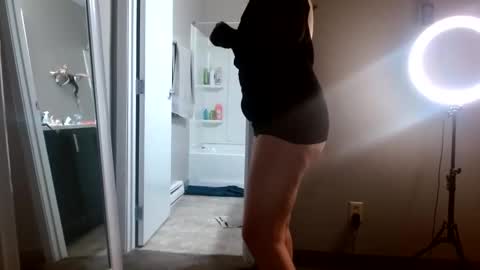 Ava Ashley online show from 11.23.25