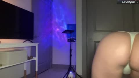 Ava . Support my channel by using my affiliate link to make your account  Thanks  online show from 02.16.25