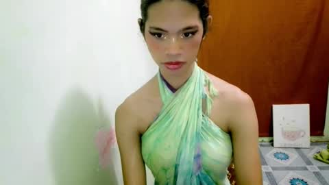 avacadaxcx online show from 10.21.25