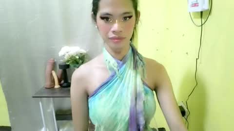 avacadaxcx online show from 11.11.25