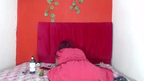 Snapshot of avalericherrycm101 chatting on 02.01.25 avalericherrycm101 online show from 02.01.25