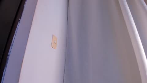 Avaline Help me reach 100 likes TRANSMISSION EVERY DAY FROM 39 PM online show from 01.16.25