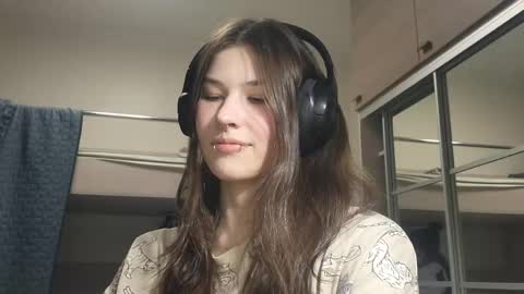 Snapshot of avalutjen chatting on 06.03.26 Hope online show from 06.03.26
