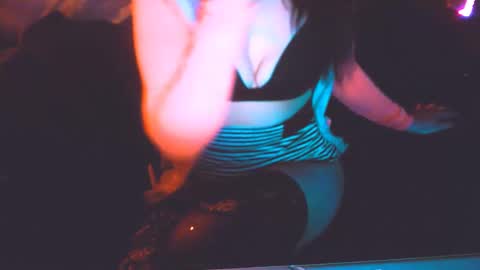 Snapshot of avamae20 chatting on 02.03.25 avamae online show from 02.03.25