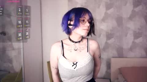 avaobierne online show from 11.25.25