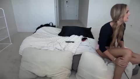 avaowenss online show from 09.28.25