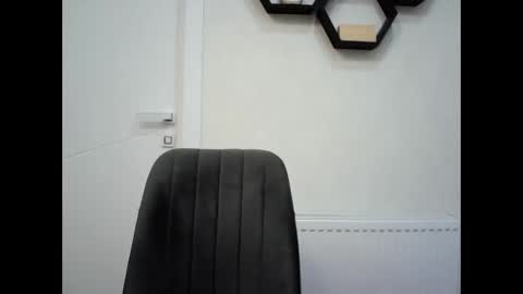 Aveline online show from 03.04.26