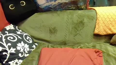 raven blue online show from 02.21.25