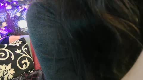 raven blue online show from 11.20.25