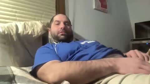 Snapshot of averagejoe345977 chatting on 02.11.26 averagejoe345977 online show from 02.11.26