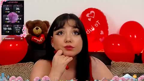 Snapshot of averywillow chatting on 02.14.25 AveryWillow online show from 02.14.25