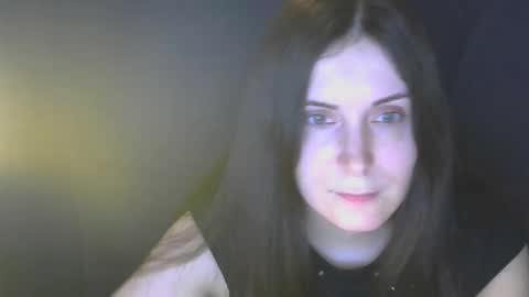 Snapshot of avialenne chatting on 03.27.26 avialenne online show from 03.27.26