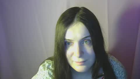 Snapshot of avialenne chatting on 04.24.26 avialenne online show from 04.24.26