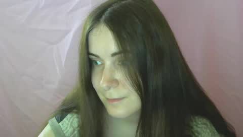 Snapshot of avialenne chatting on 05.04.26 avialenne online show from 05.04.26