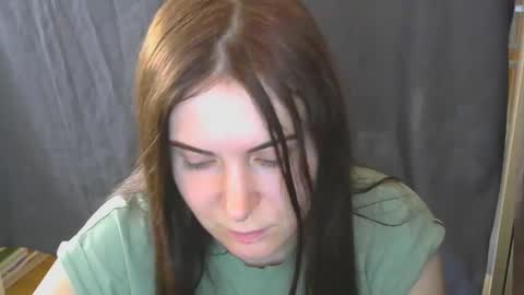 Snapshot of avialenne chatting on 05.30.26 avialenne online show from 05.30.26